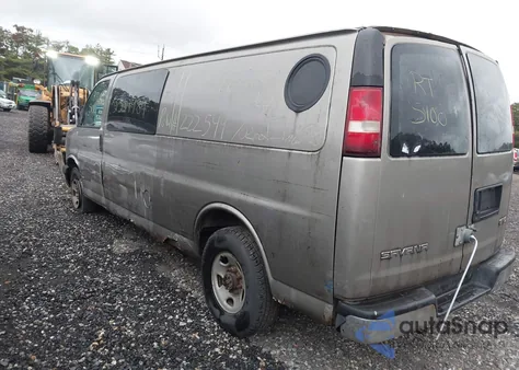 2003 GMC Savana Standard from USA, damaged, VIN 1GTHG39U431179048